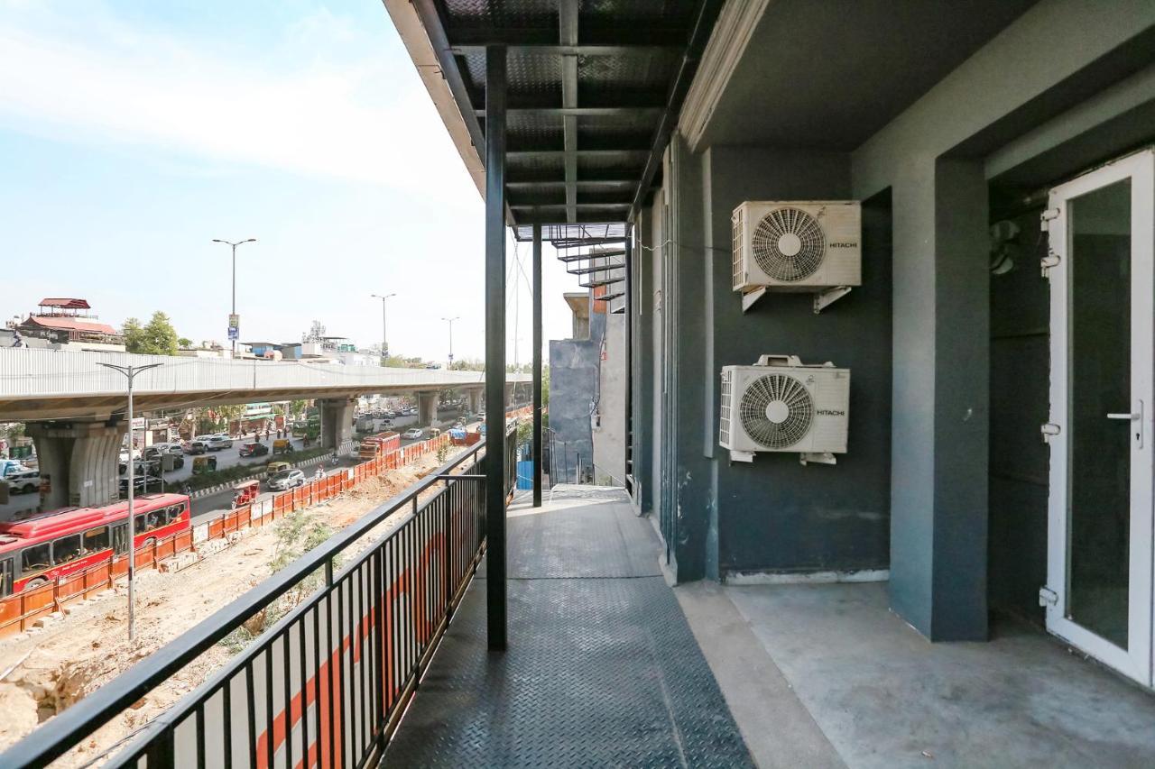 Fabhotel Vat - Meera Bagh Dillí Exteriér fotografie